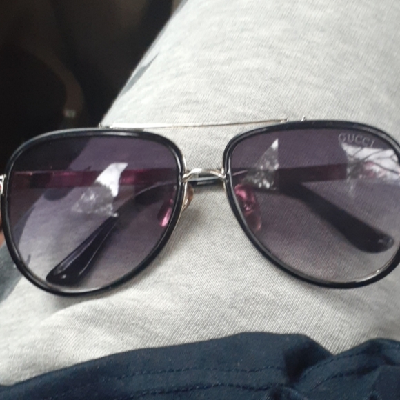 Gucci Sunglasses - Picture 1 of 3